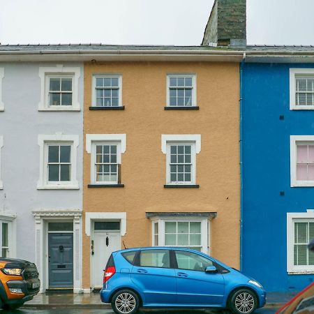 Pass The Keys Modern 2 Bed Flat Overlooking Aberaeron Harbour Exterior photo